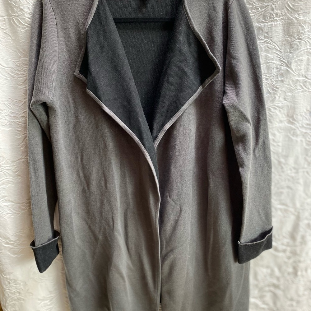 S August Silk gray/black sweater